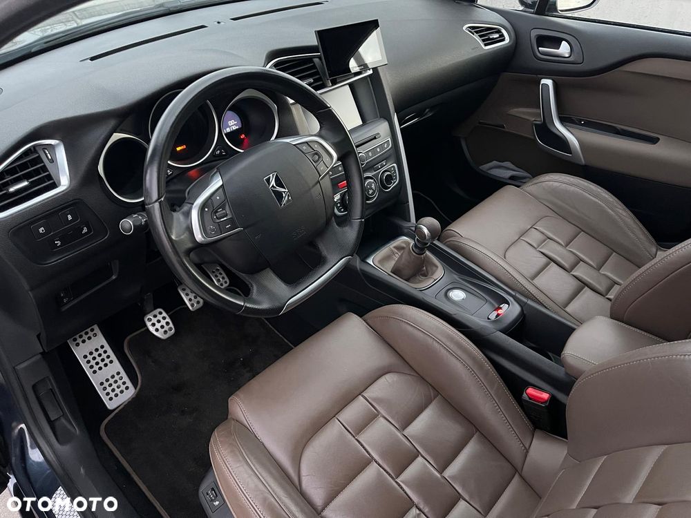Citroën DS4 THP 200 SportChic - 15