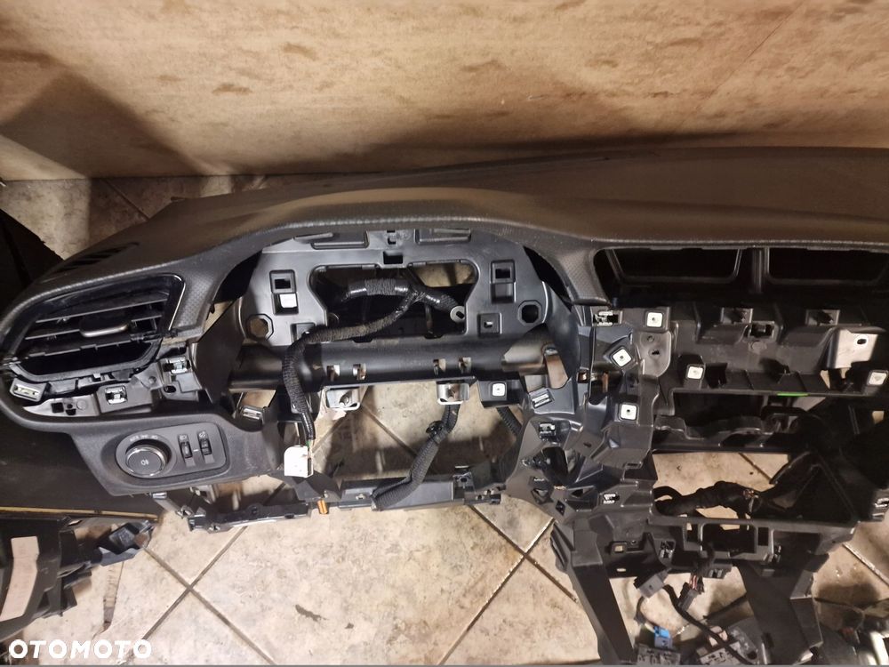 konsola airbag pasy komplet opel corsa f 2022 rok demontaż - 7