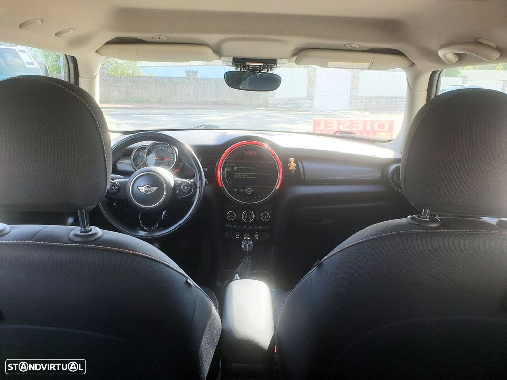 MINI 3 Portas Cooper D - 32