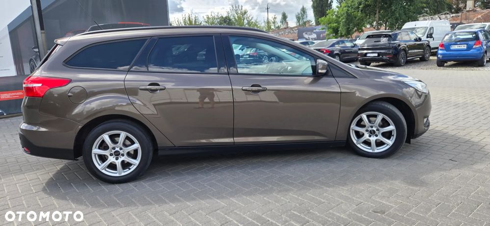 Ford Focus 1.5 TDCi DPF Start-Stopp-System Titanium - 19