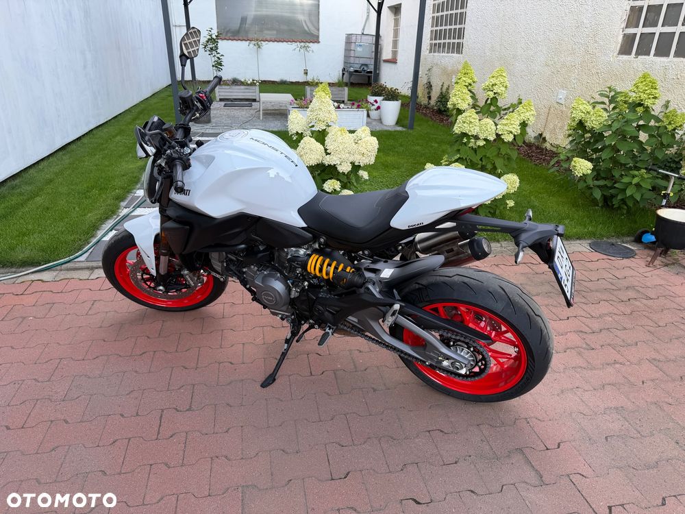 Ducati Monster - 5