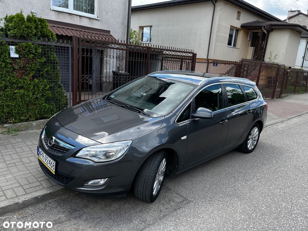 Opel Astra 1.4 T Cosmo - 1
