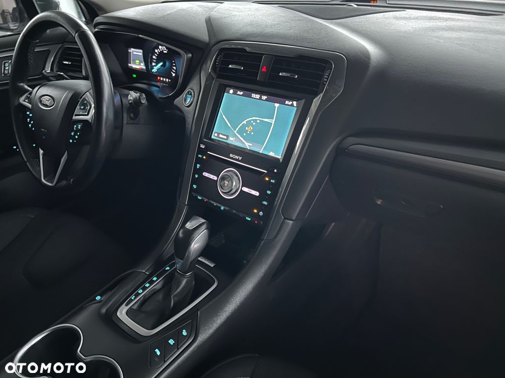 Ford Mondeo SW - 37