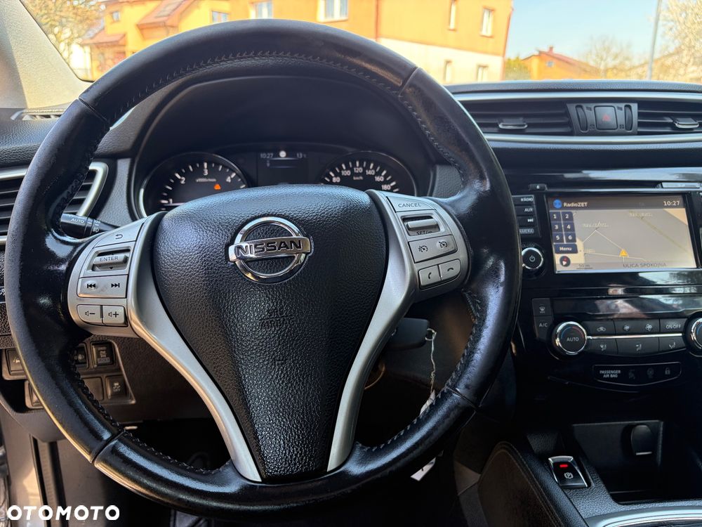 Nissan Qashqai 1.6 DCi 4x4 N-Connecta EU6 - 18