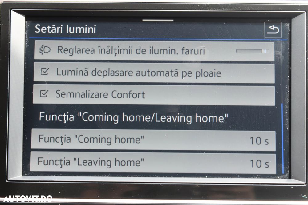 Volkswagen Passat Variant 2.0 TDI 4Mot DSG Highline - 25