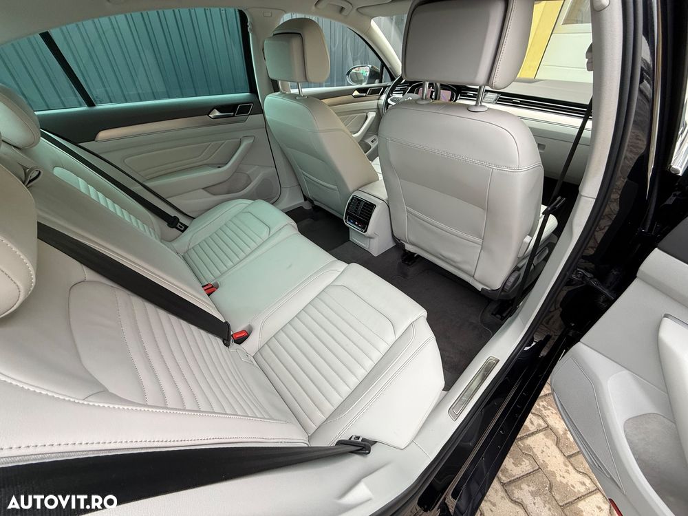 Volkswagen Passat 2.0 TDI DSG Highline - 6