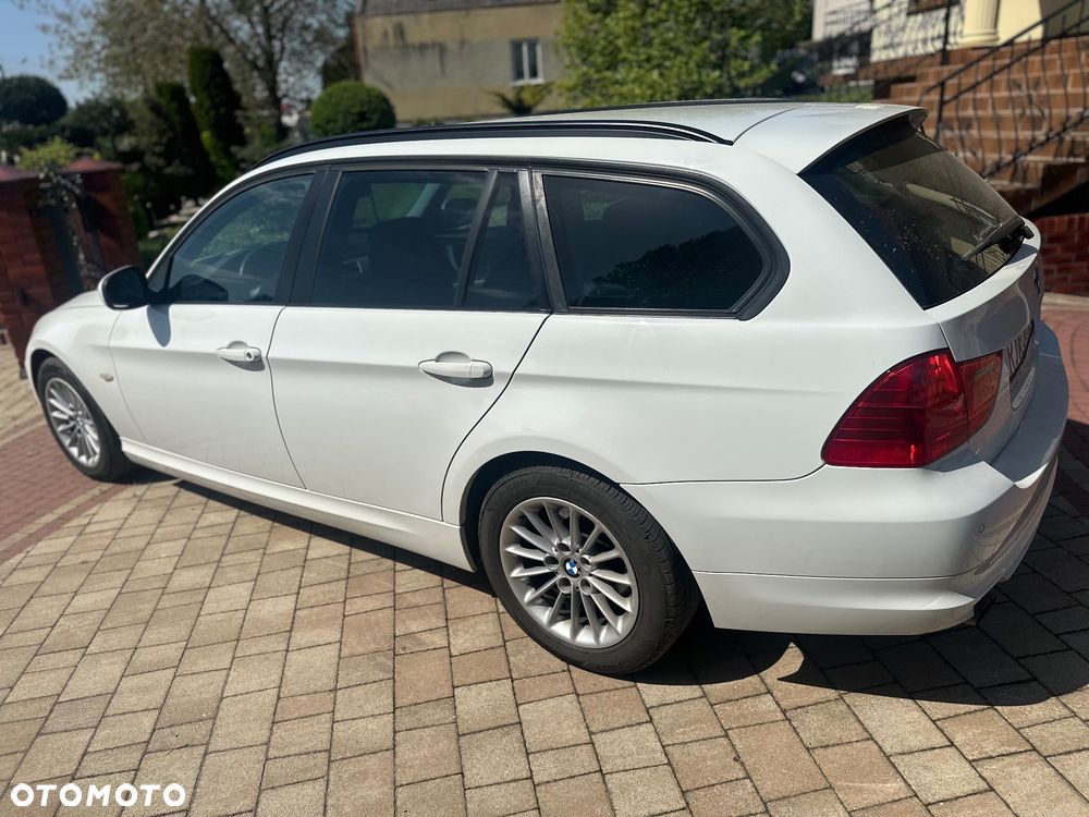 BMW Seria 3 318i - 7