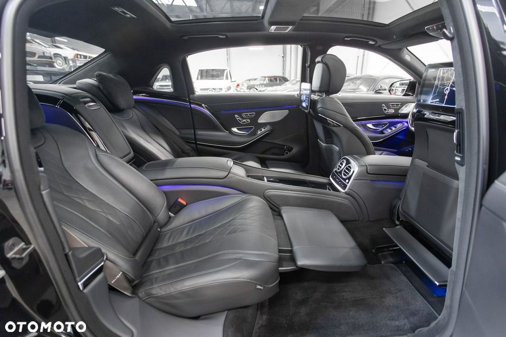 Mercedes-Benz Klasa S 560 4-Matic L 9G-TRONIC - 19