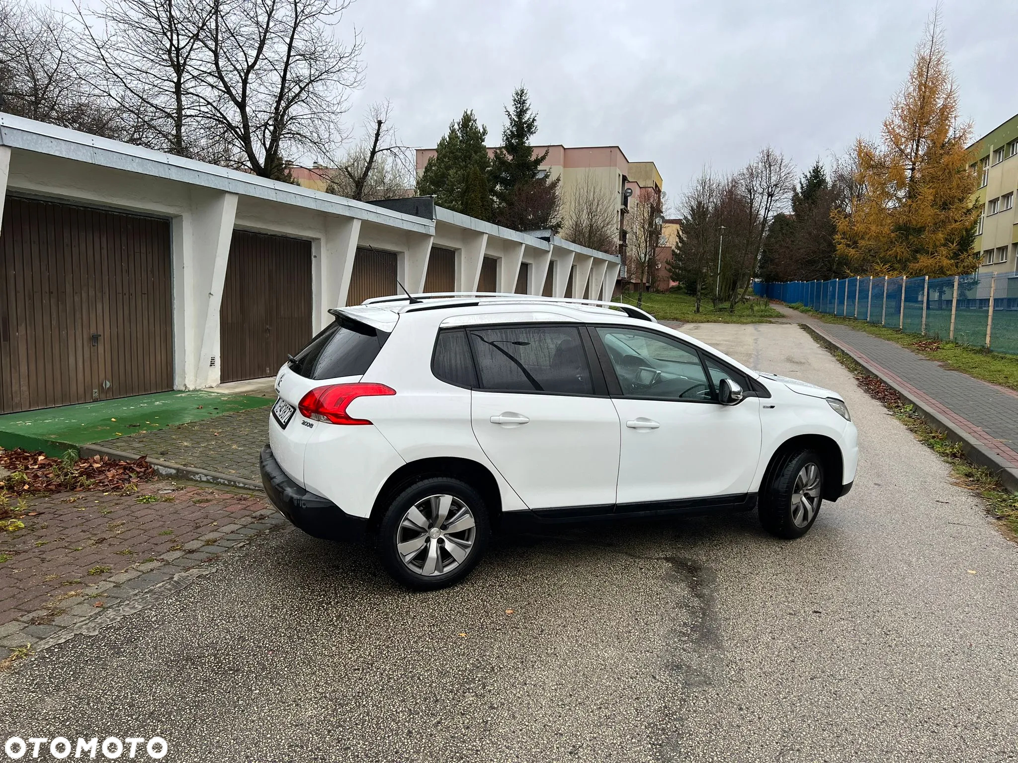 Peugeot 2008 1.6 BlueHDi Style - 2