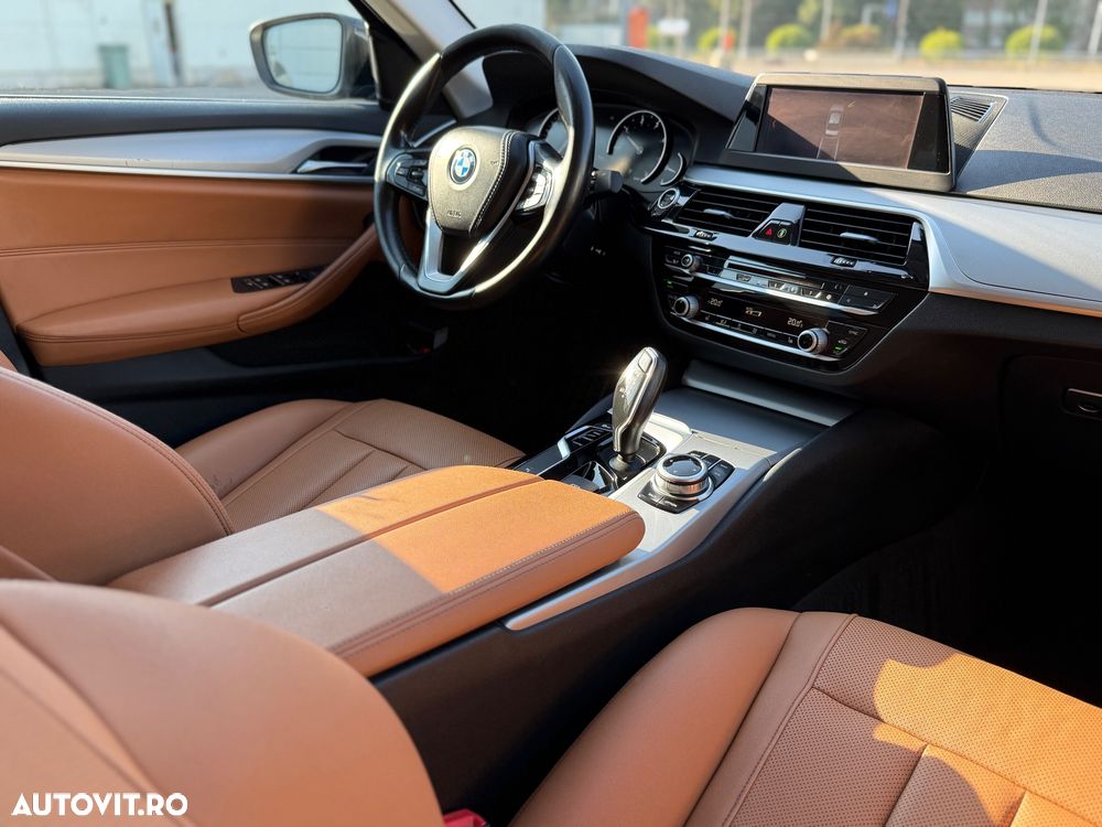 BMW Seria 5 520d AT - 7