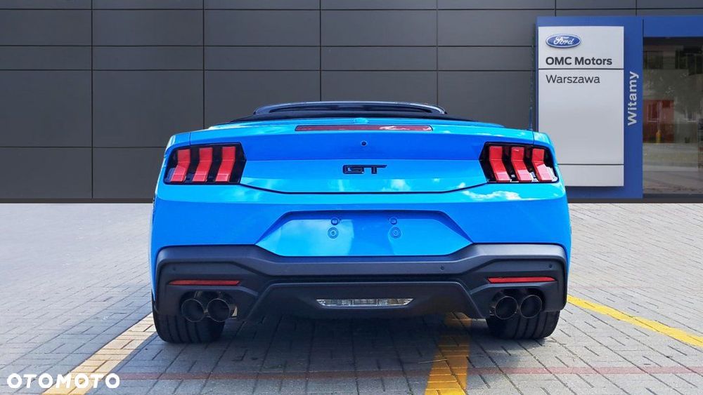 Ford Mustang - 4