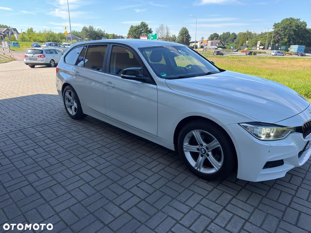 BMW Seria 3 325d - 3