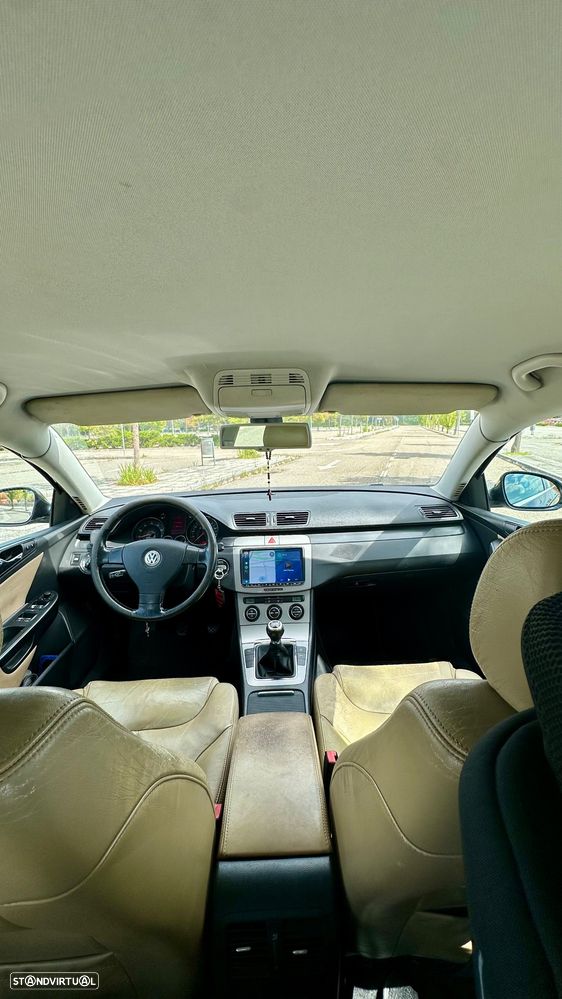 VW Passat 1.6 FSi Comfortline - 6