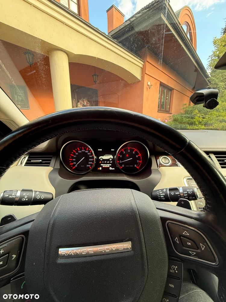 Land Rover Range Rover Evoque - 11