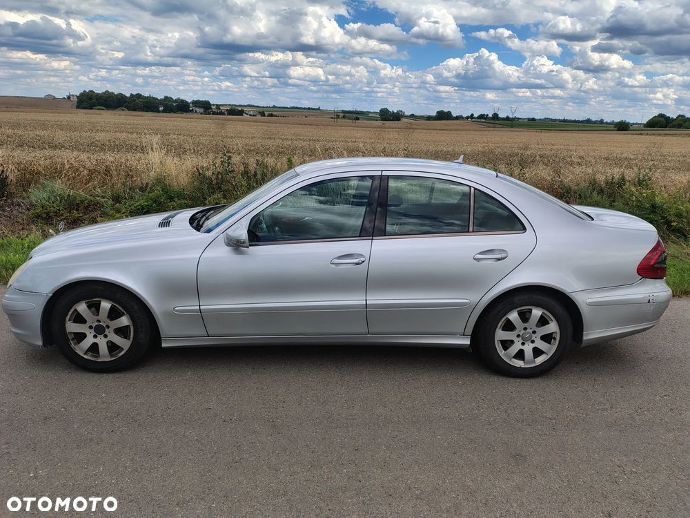 Mercedes-Benz Klasa E 200 CDI Classic - 3