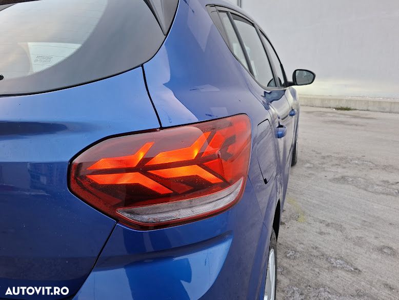 Dacia Sandero SCe 65 Essential - 3