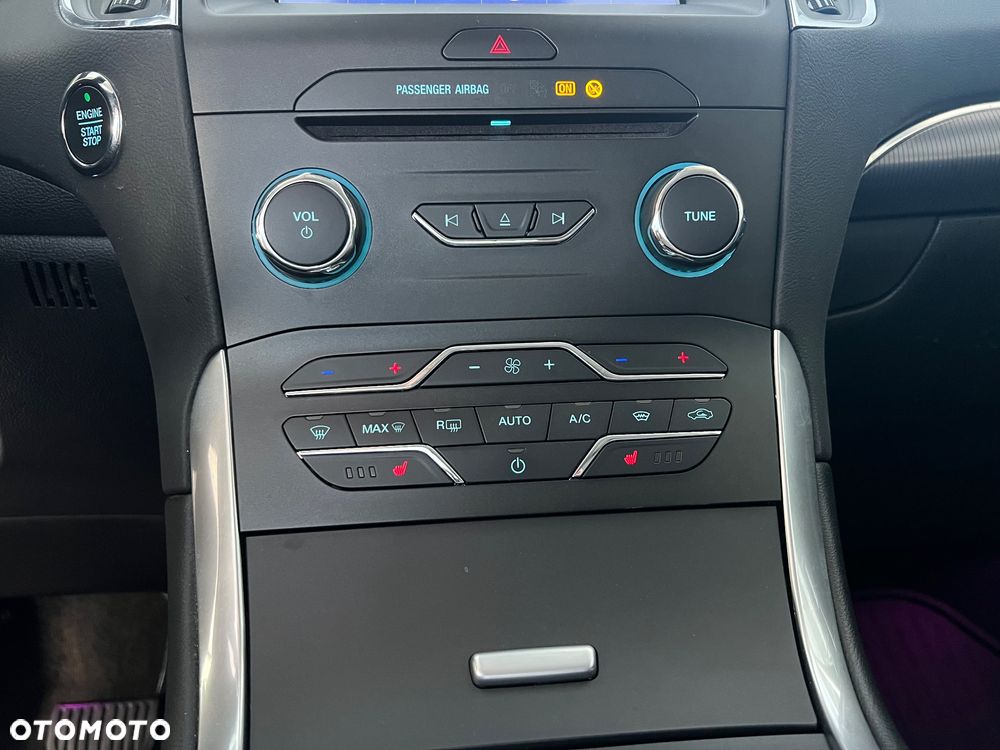 Ford S-Max 2.0 EcoBlue Titanium - 33