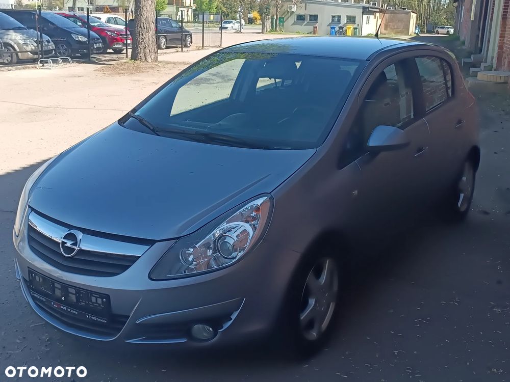 Opel Corsa 1.4 16V Edition - 3