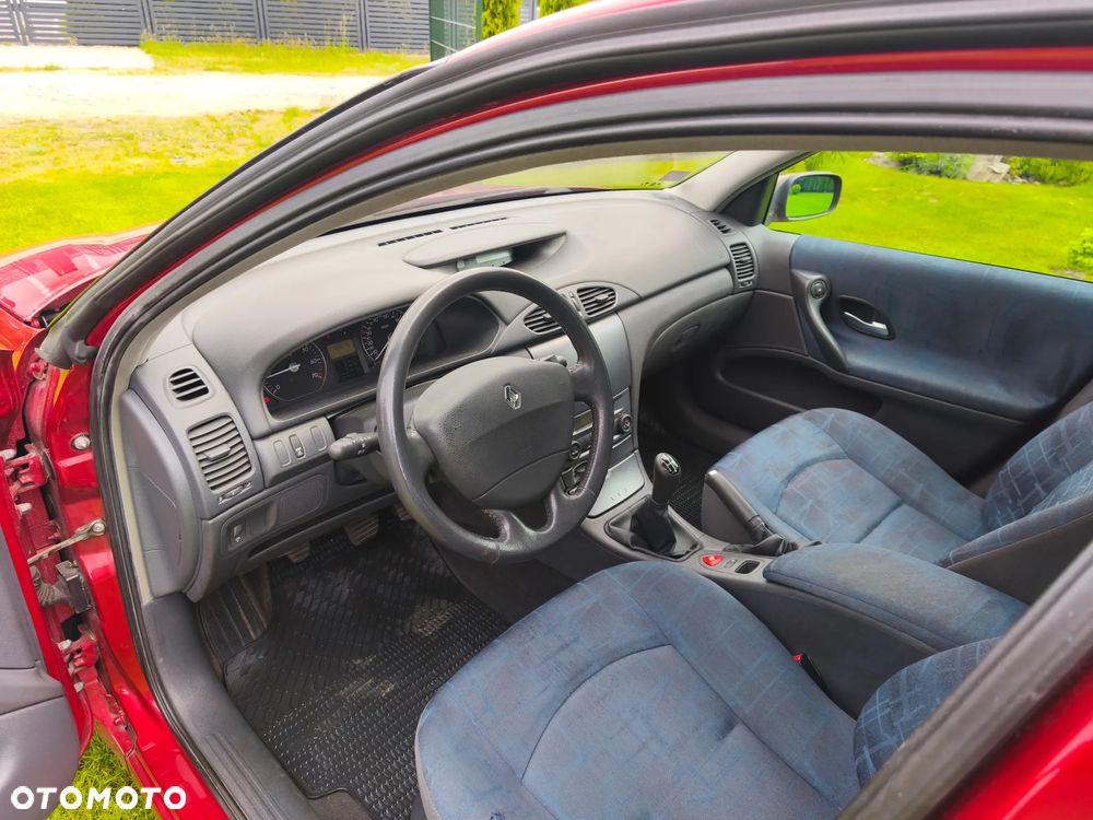 Renault Laguna 1.6 Emotion - 15