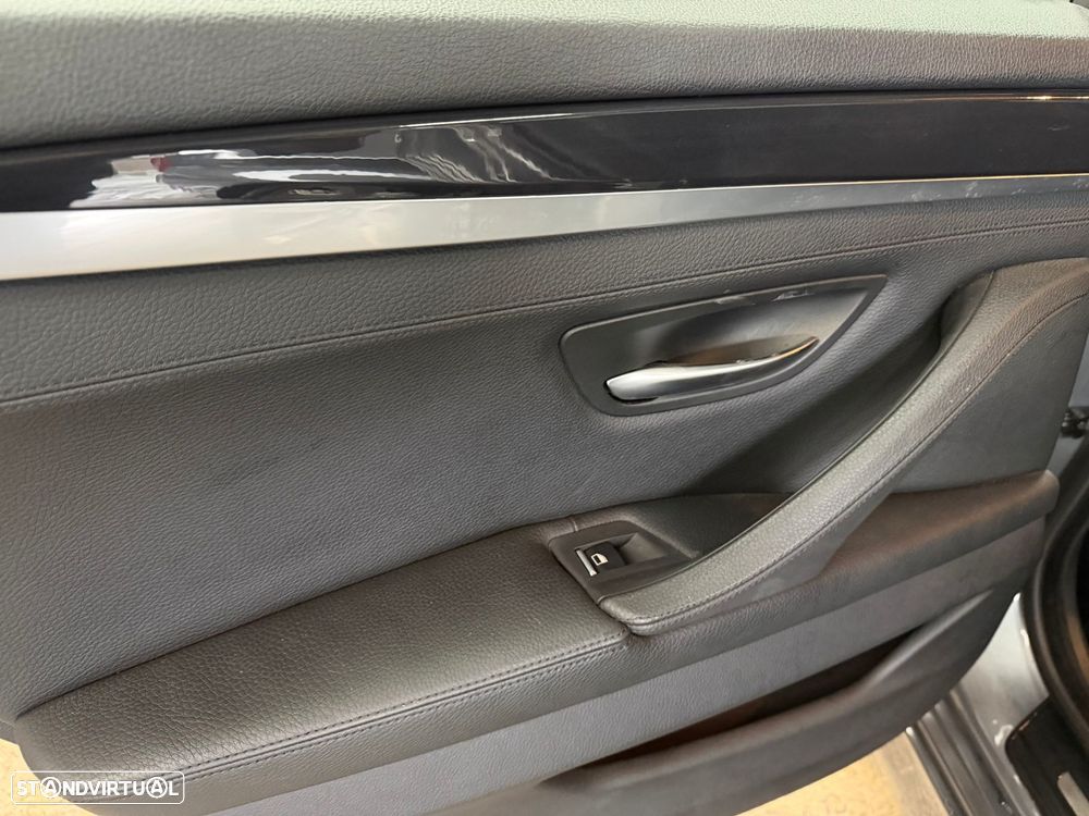 BMW 520 d Line Modern Auto - 17