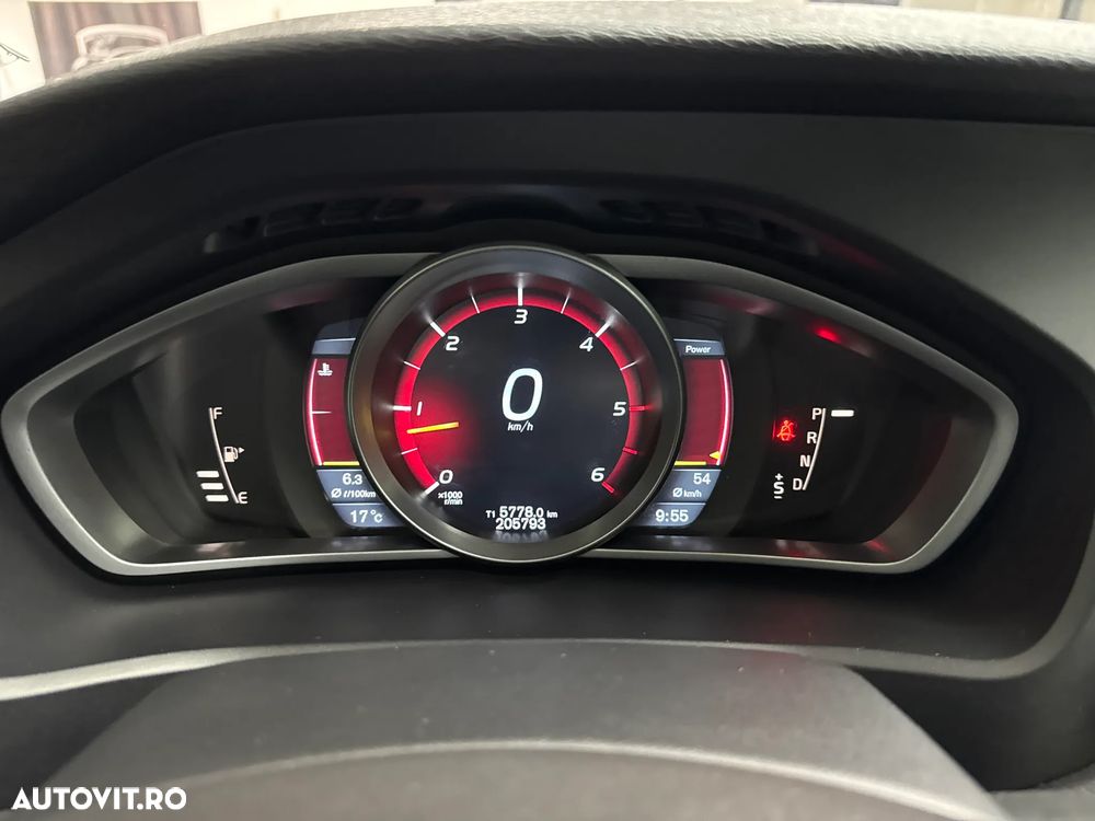 Volvo V40 D3 Geartronic Momentum - 6