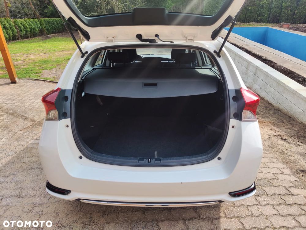 Toyota Auris - 9