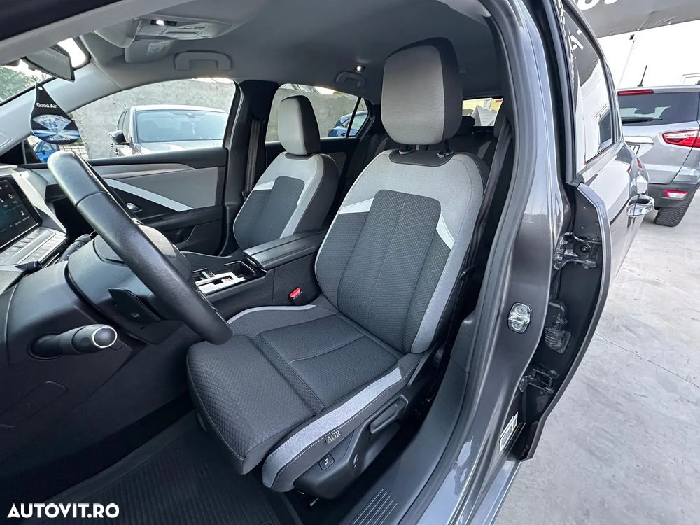 Opel Astra 1.2L Turbo Start/Stop AT8 Elegance - 8