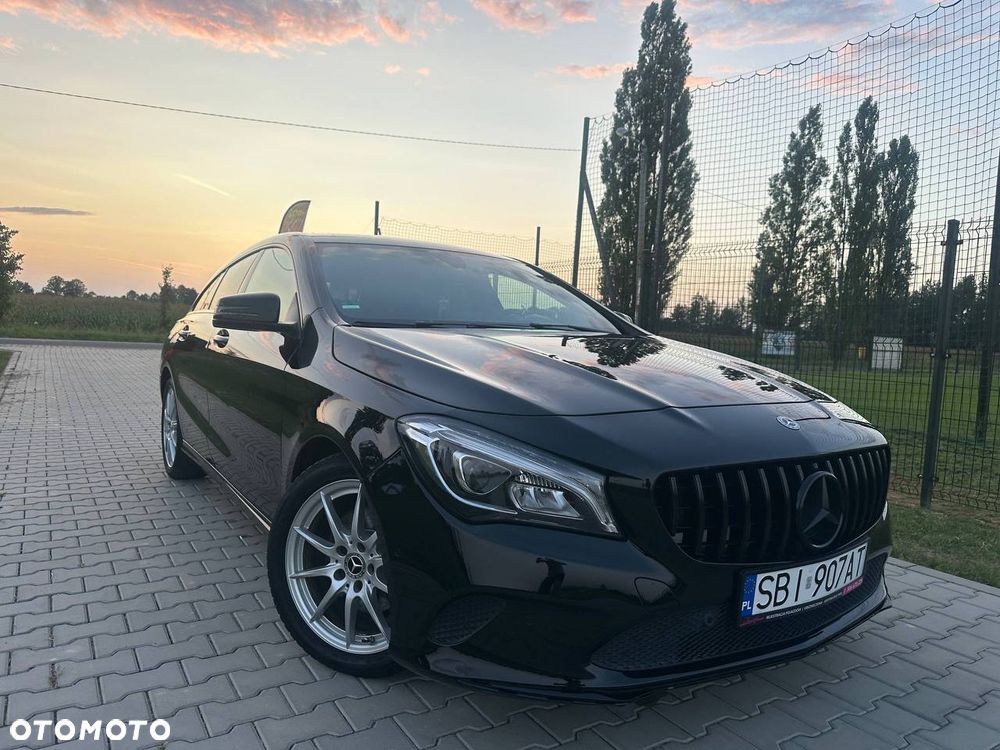 Mercedes-Benz CLA 180 7G-DCT Edition 1 - 3