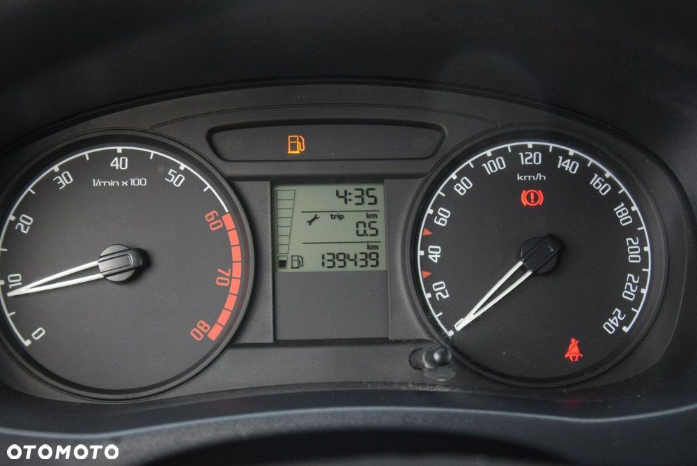 Skoda Fabia 1.4 16V Comfort - 17