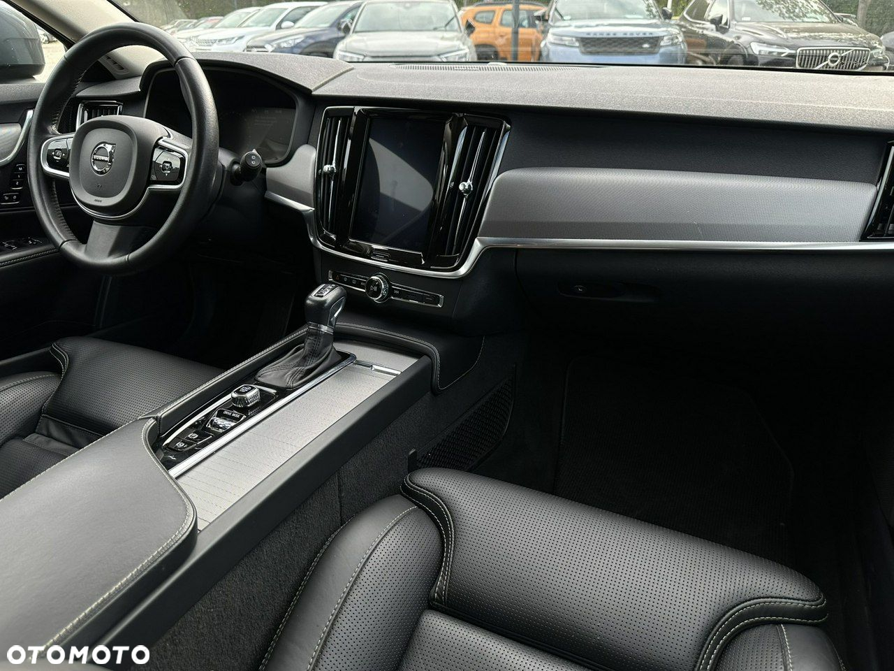 Volvo V90 Cross Country D5 SCR AWD Pro - 27