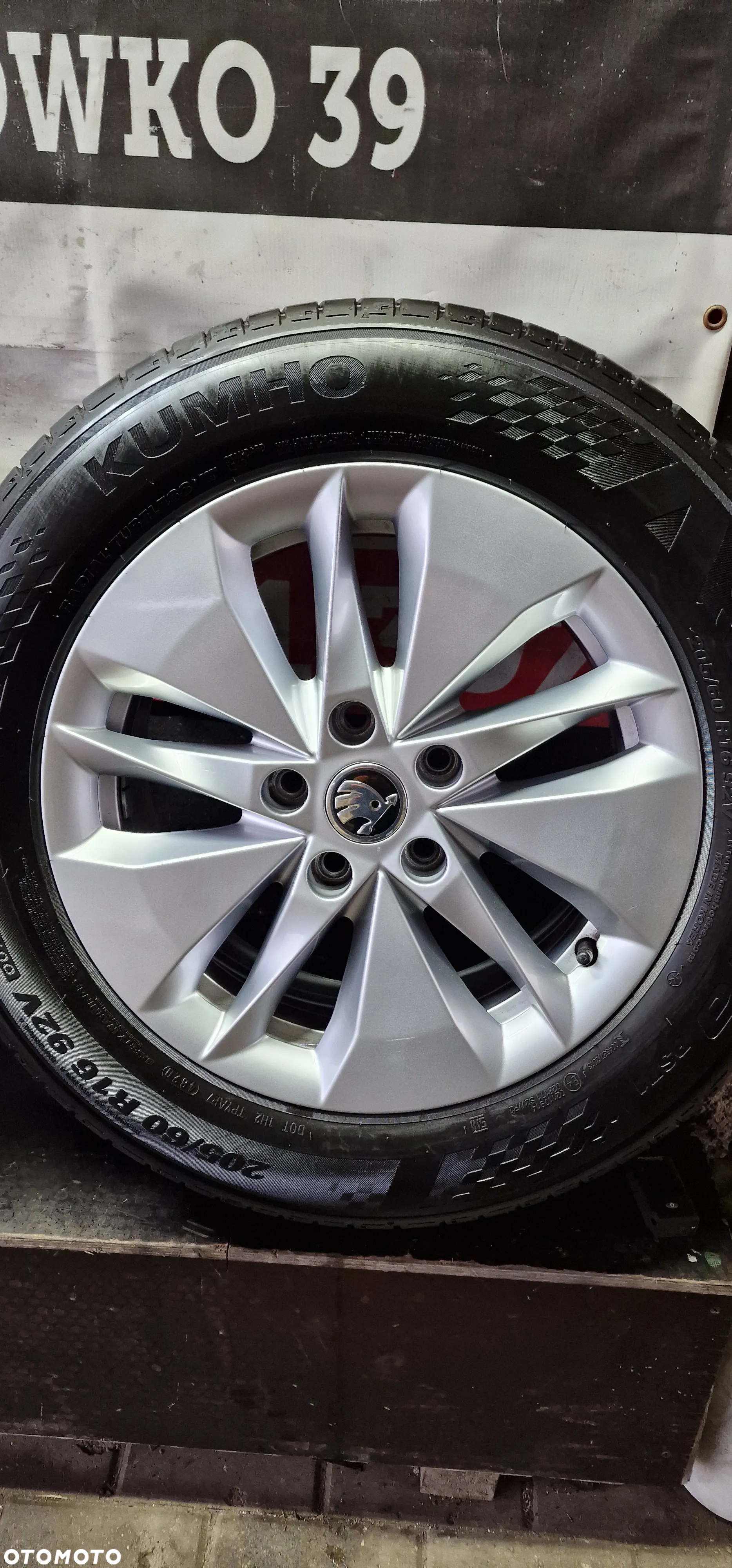 ALUFELGI +OPONY LETNIE Kumho 205/60 16" 5X112 ET46 SKODA OCTAVIA III IV - 12