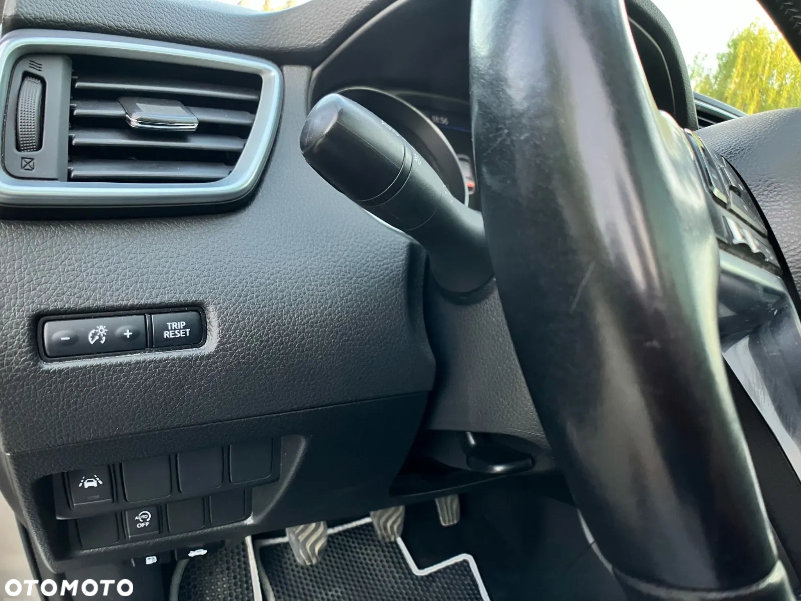 Nissan Qashqai 1.5 dCi Tekna+ - 11