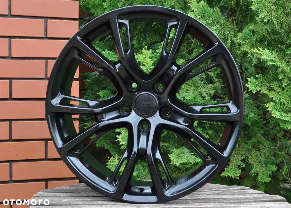 568 B FELGI 20 9j 5x127 JEEP GRAND CHEROKEE SRT - 4