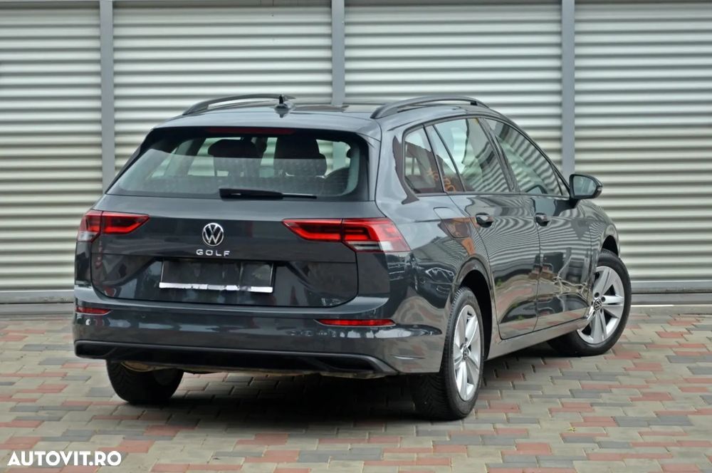 Volkswagen Golf - 2