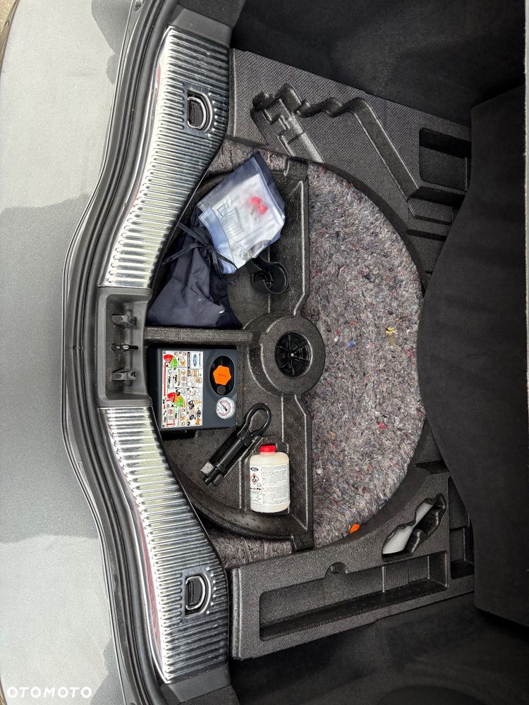 Ford Mondeo 2.0 EcoBlue Titanium - 19