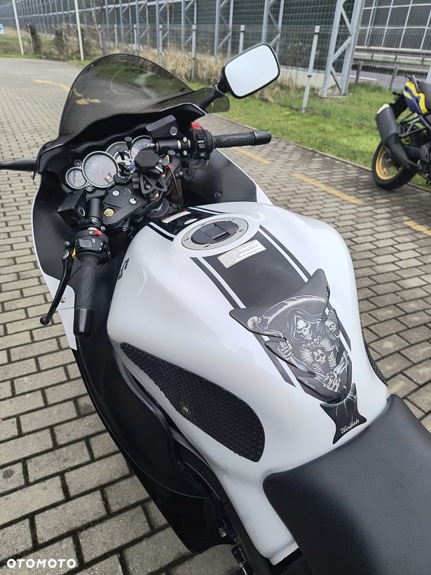Suzuki Hayabusa - 4