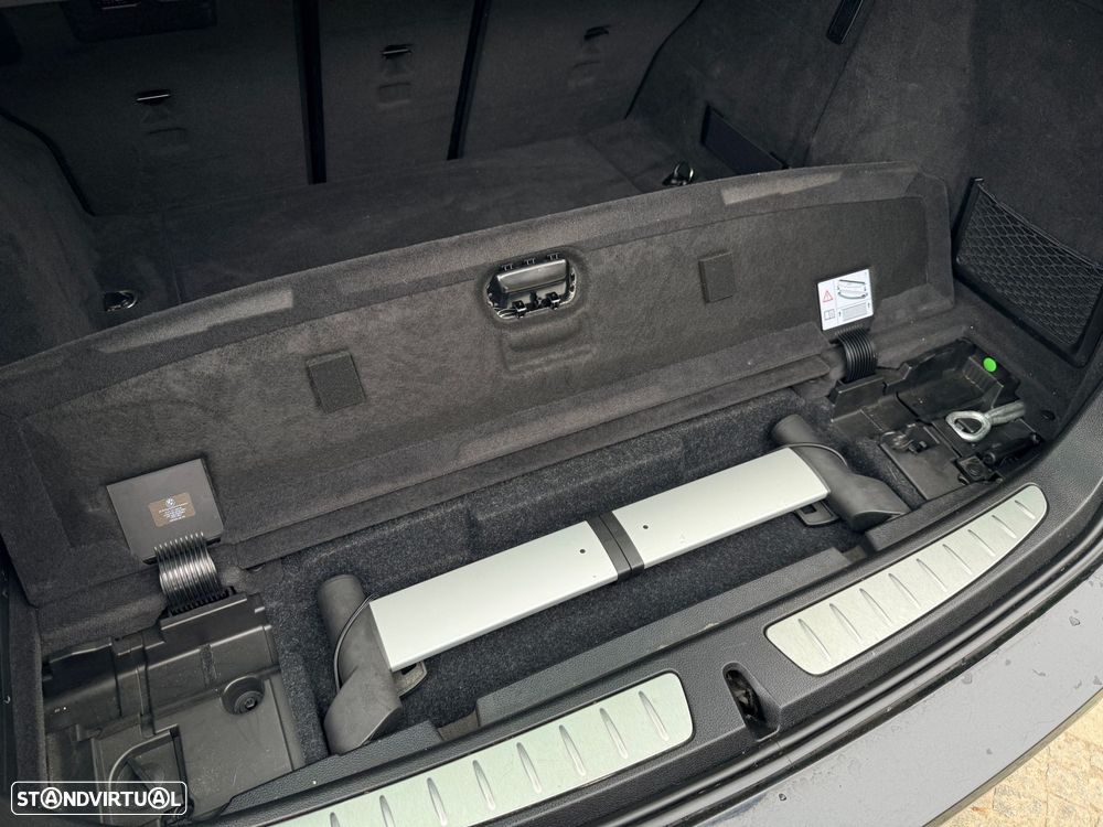 BMW 320 d Auto Pack M - 35