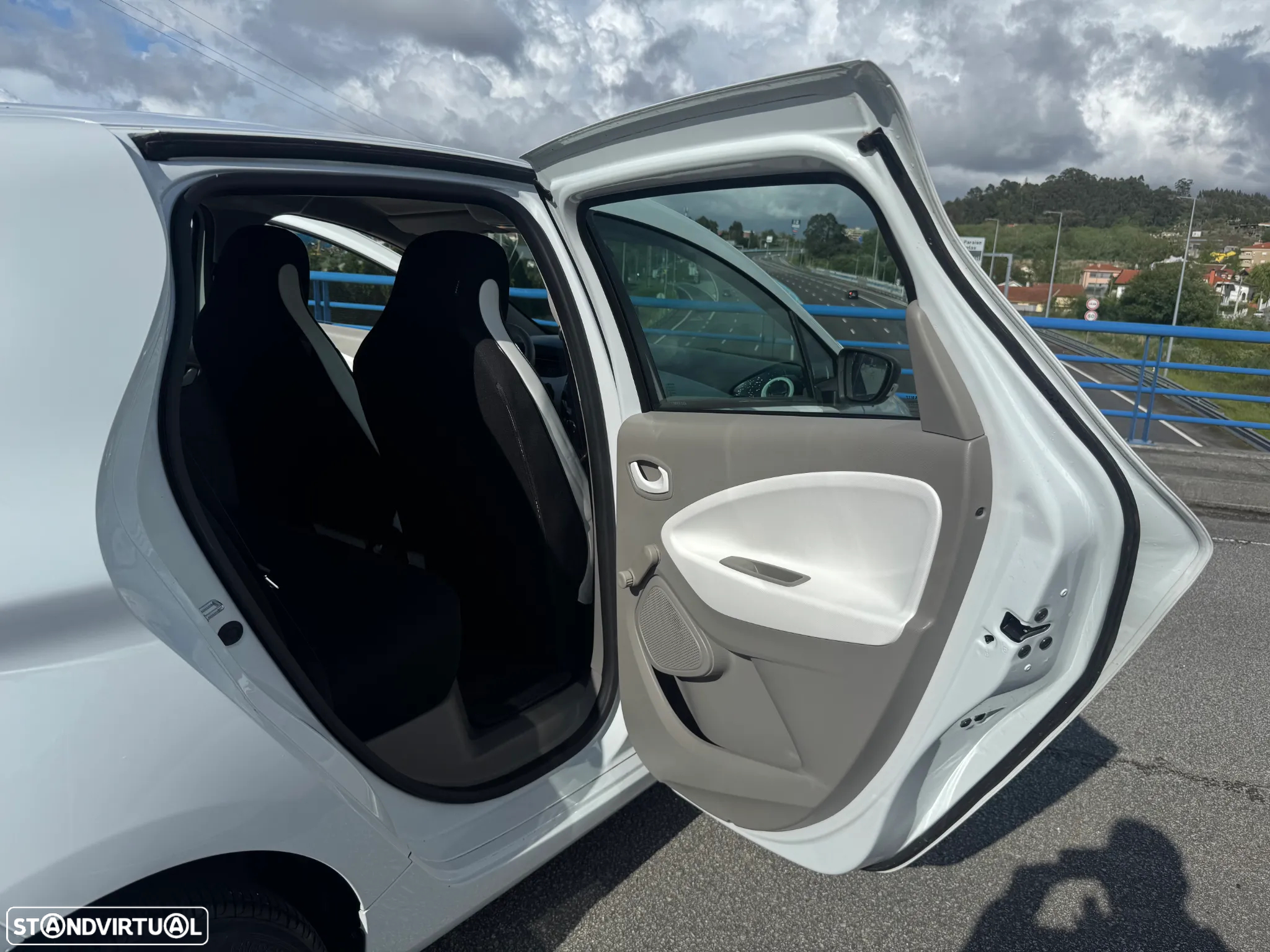 Renault Zoe (c/ Bateria) Life 40 - 17