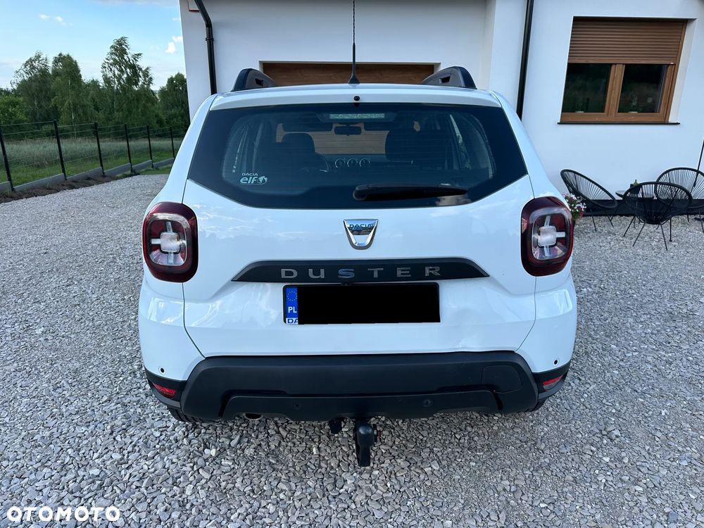 Dacia Duster 1.6 SCe Laureate S&S - 4