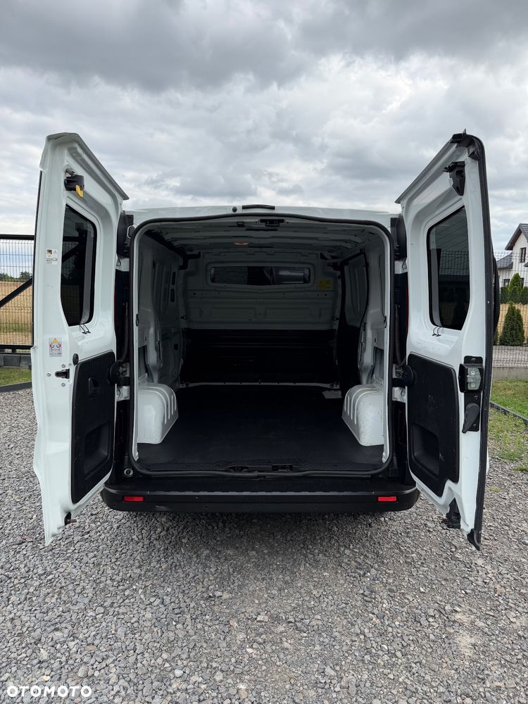 Renault Trafic - 11
