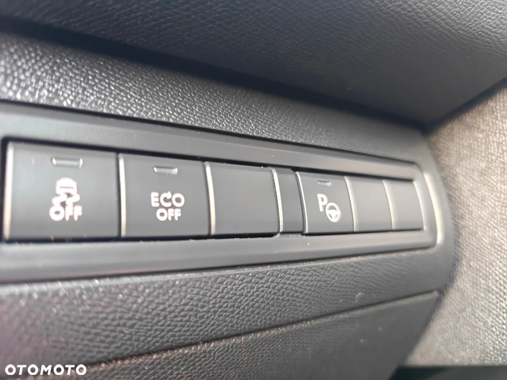 Peugeot 308 e-HDi FAP 115 Stop&Start EGS6 Business Line Niveau 1 - 20