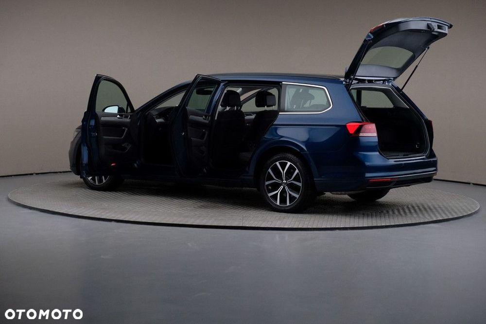 Volkswagen Passat Variant 1.5 TSI ACT mHEV Business DSG - 7