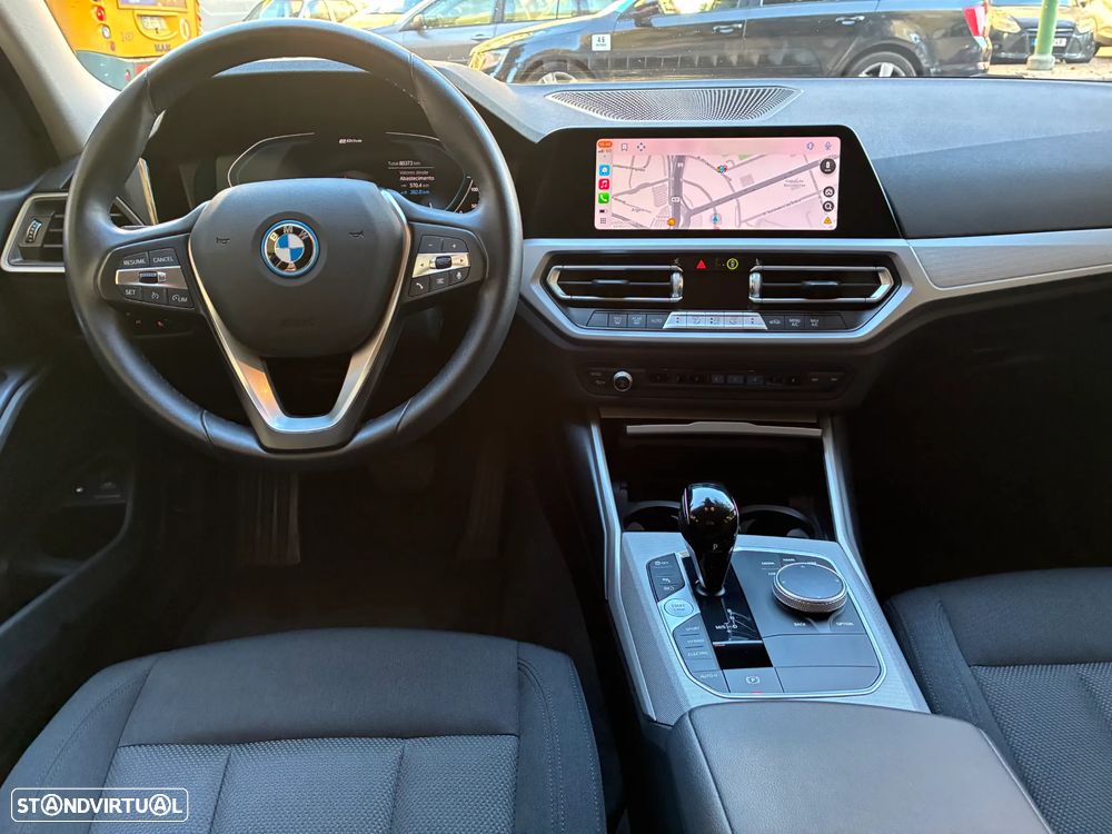 BMW 320 e Touring Corporate Edition Auto - 2