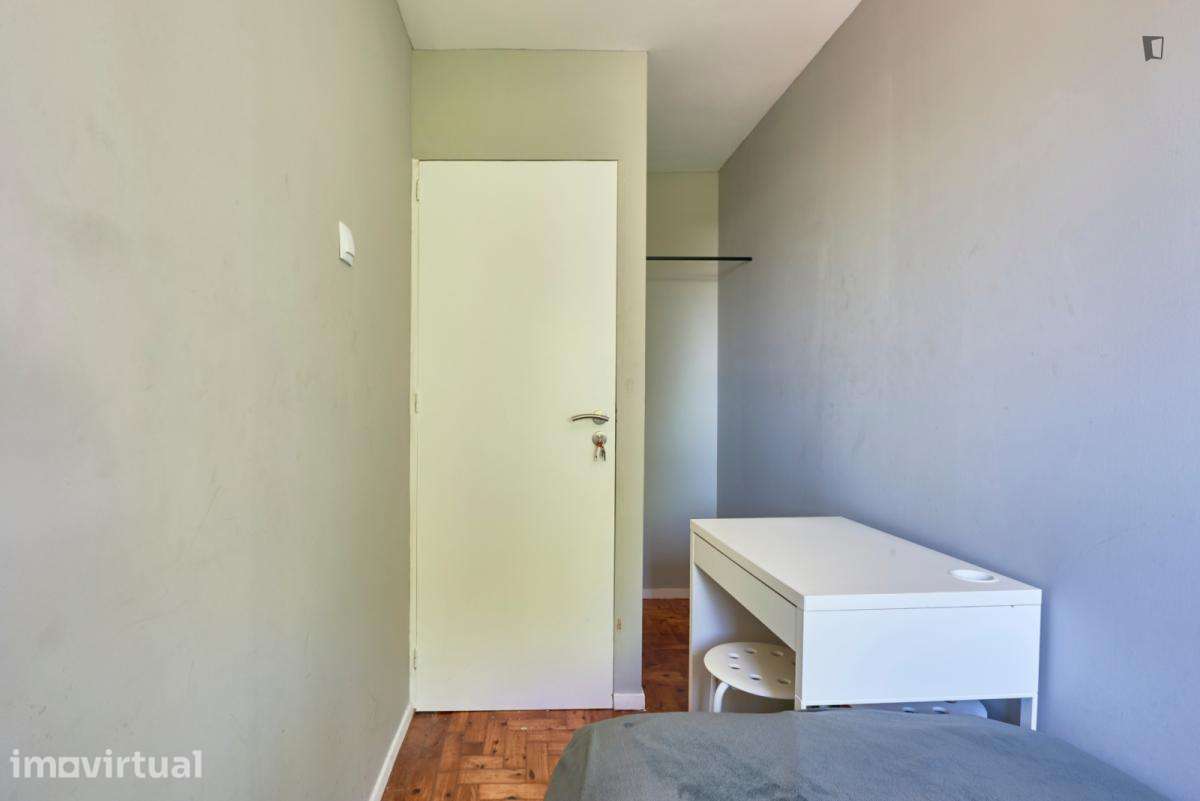 Quarto - localizado em Chelas Lisbon - Grande imagem: 3/32