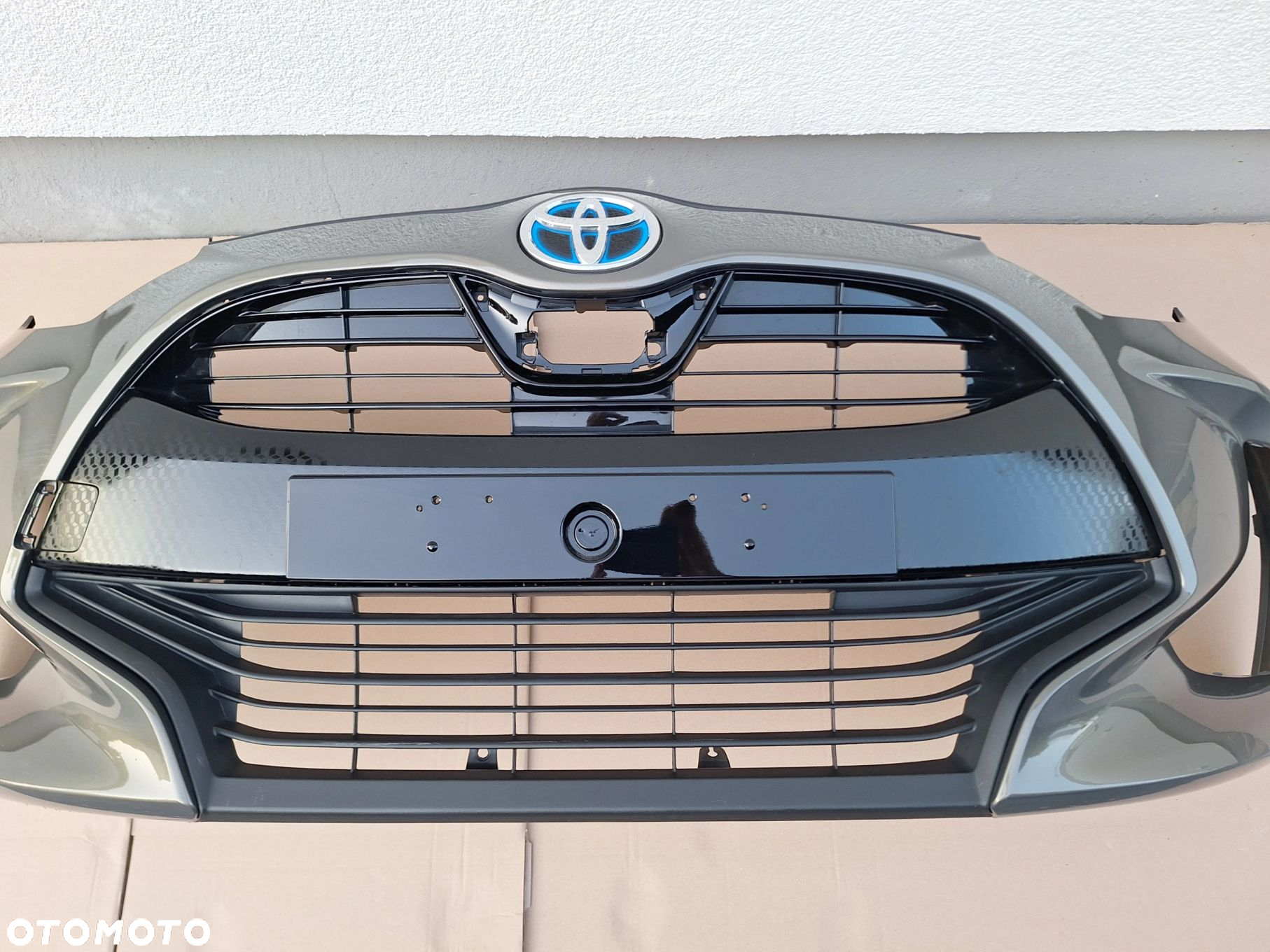 TOYOTA YARIS IV 4 HYBRID 20- ZDERZAK PRZÓD PRZEDNI ORYG 52119-K00500 WYSYŁKA 24H - 9