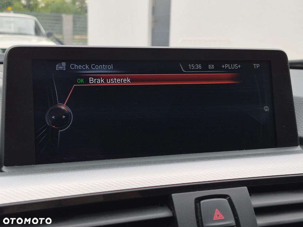 BMW Seria 3 320d xDrive - 17