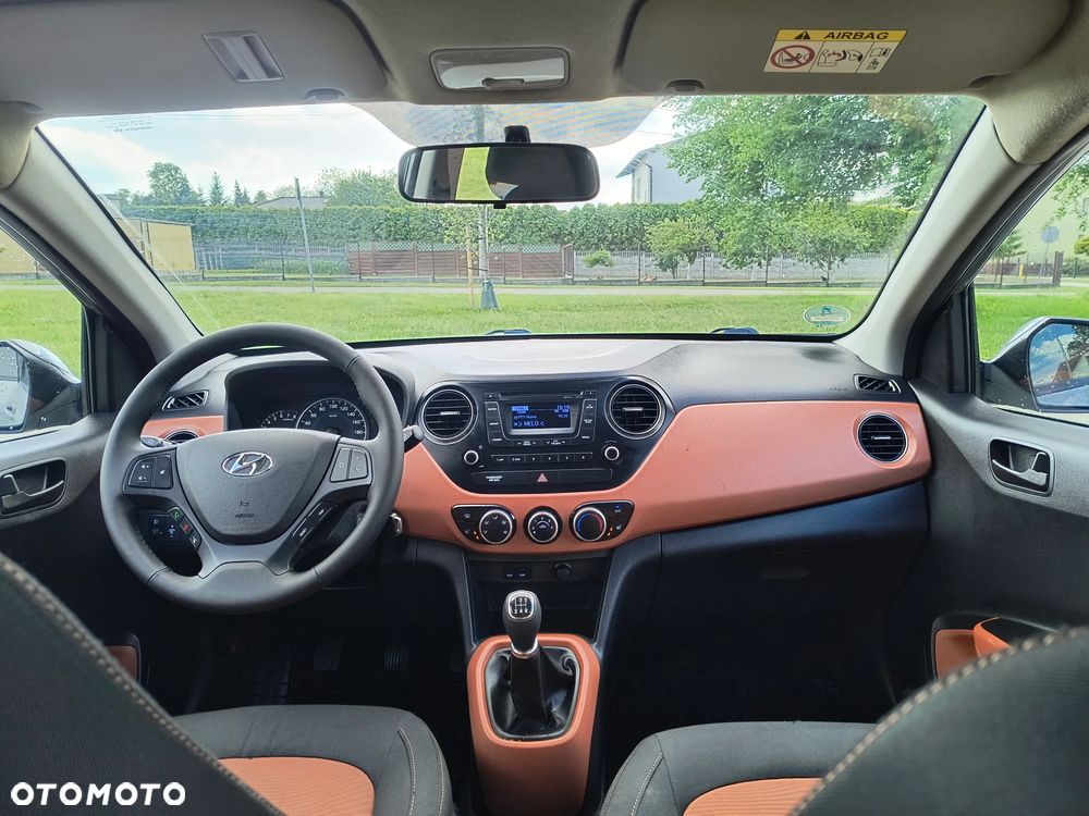 Hyundai i10 1.0 BlueDrive Black Line - 13