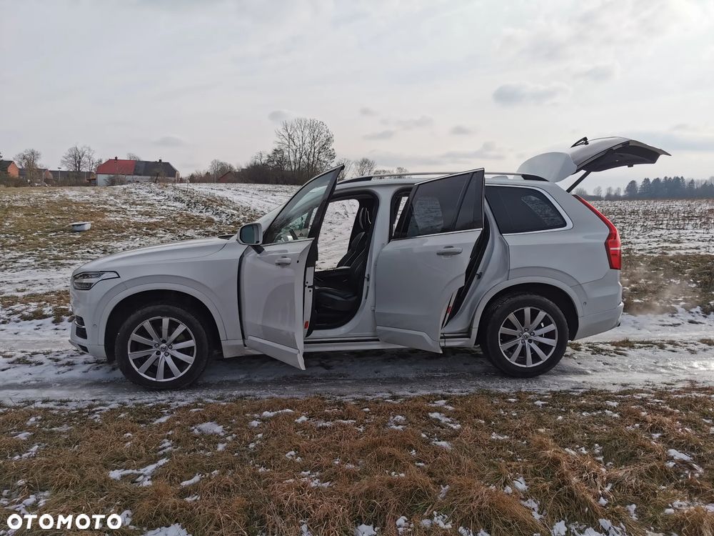 Volvo XC 90 D5 AWD Momentum - 21