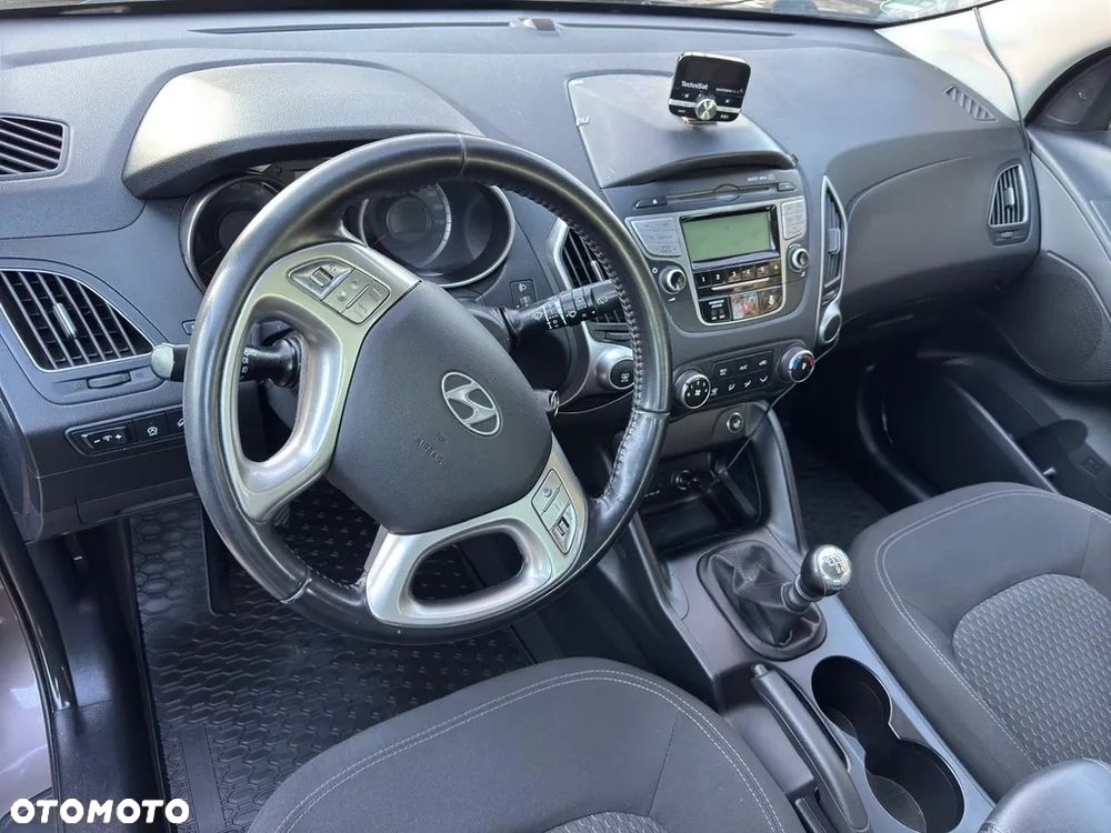 Hyundai ix35 - 12