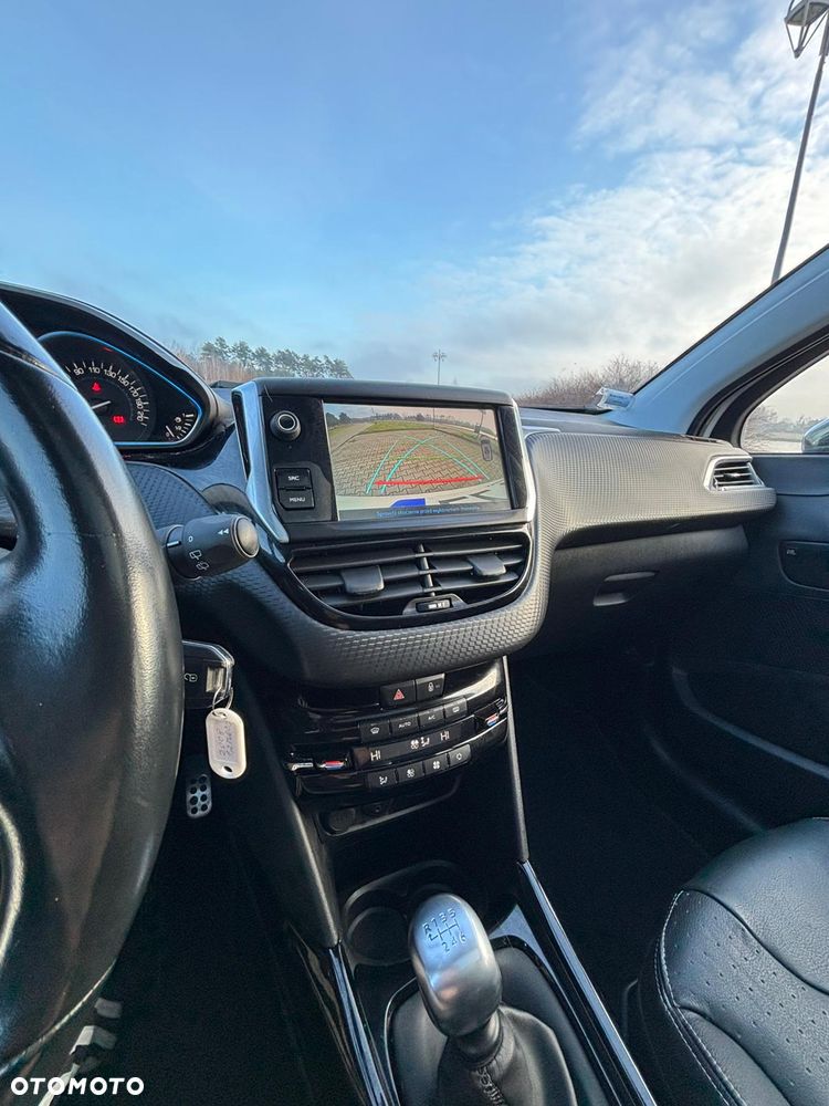 Peugeot 2008 PureTech 130 GPF Stop&Start Active - 19